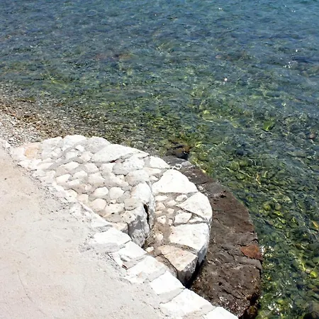 Сasa de vacaciones Family Friendly House With A Swimming Pool Vinisce, Trogir - 7510 *