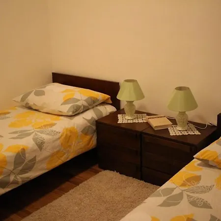 Сasa de vacaciones Family Friendly House With A Swimming Pool Vinisce, Trogir - 7510 Vinišće