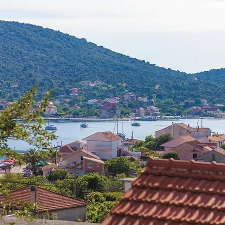 度假居 Family Friendly House With A Swimming Pool Vinisce, Trogir - 7510 *